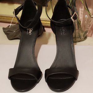 Massimo simple black strap heels